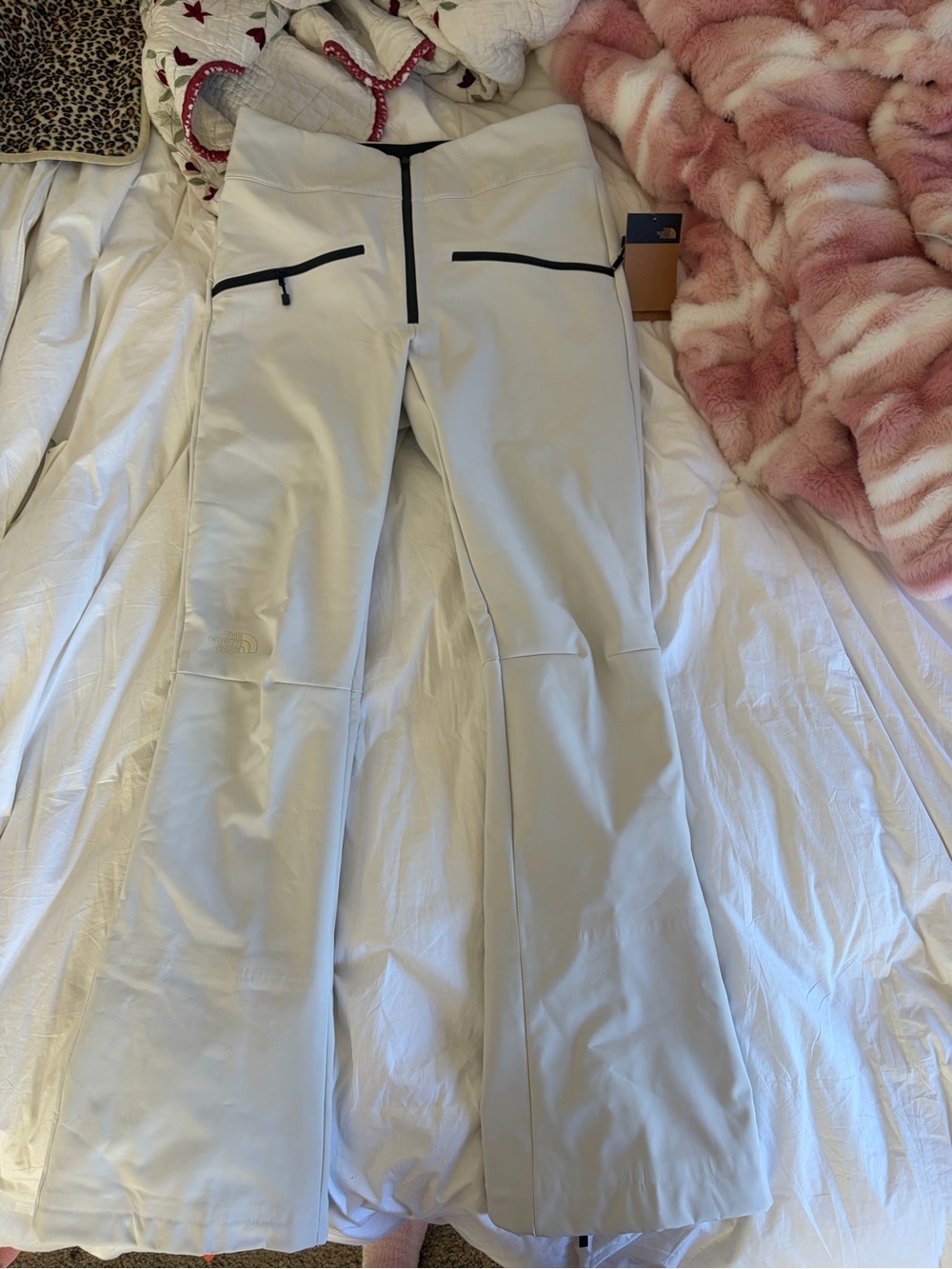 women’s northface snow pants